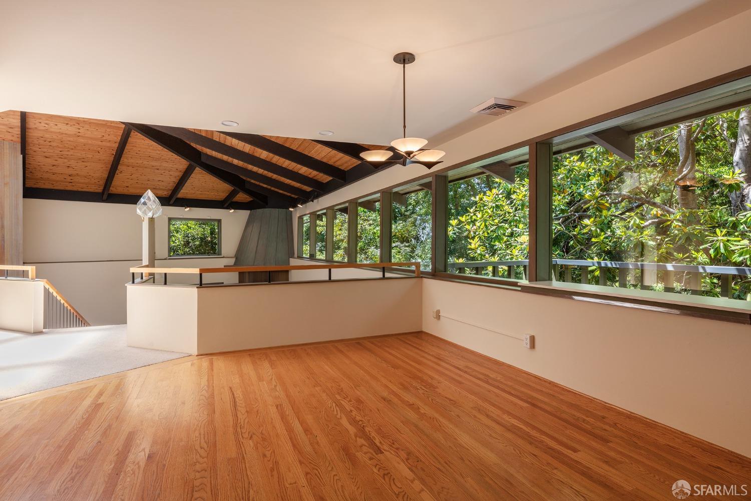 38 Sunset Drive Berkeley, CA 94707 - Photo 9 of 21