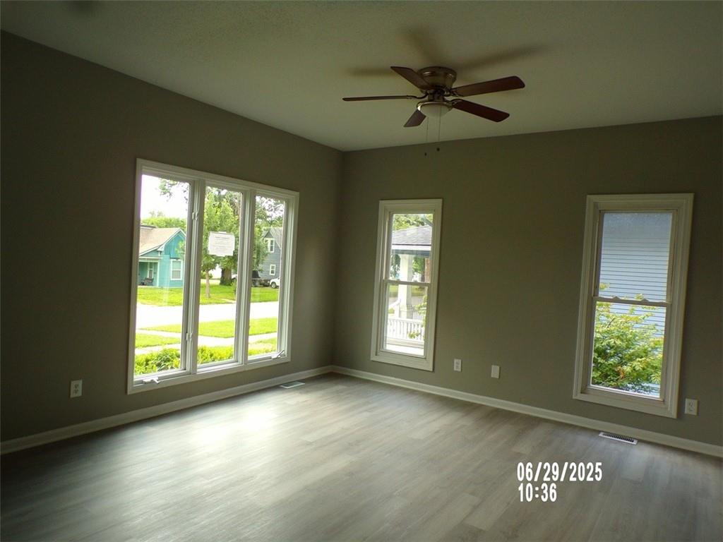 608 South Locust Street Ottawa, KS 66067 - Photo 2 of 12