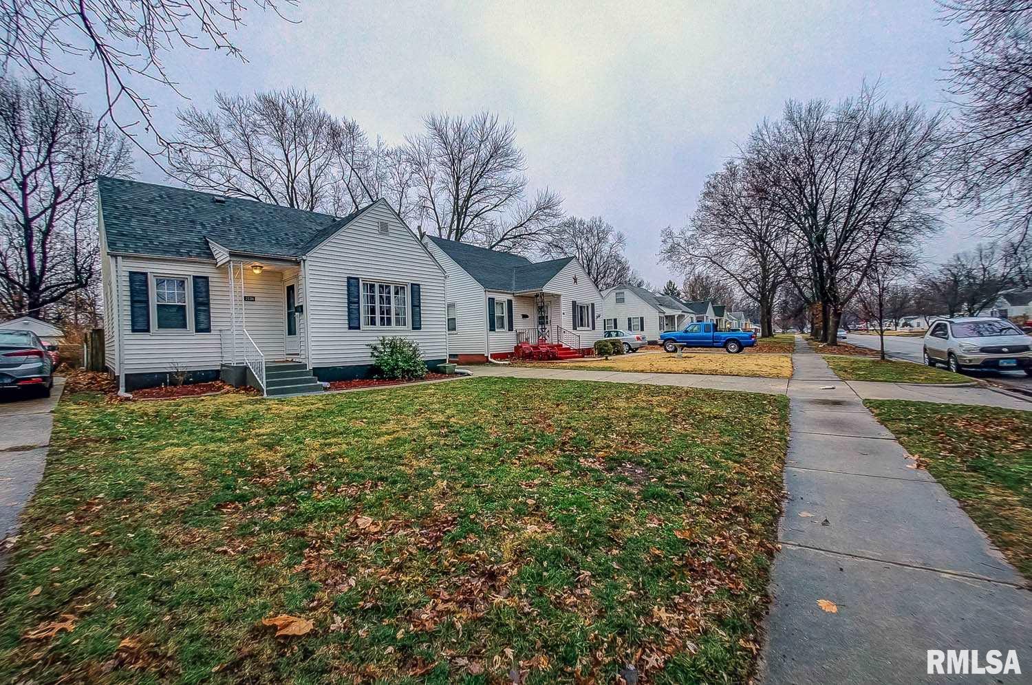 2036 North 20th Street Springfield, IL 62702 - Photo 1 of 37