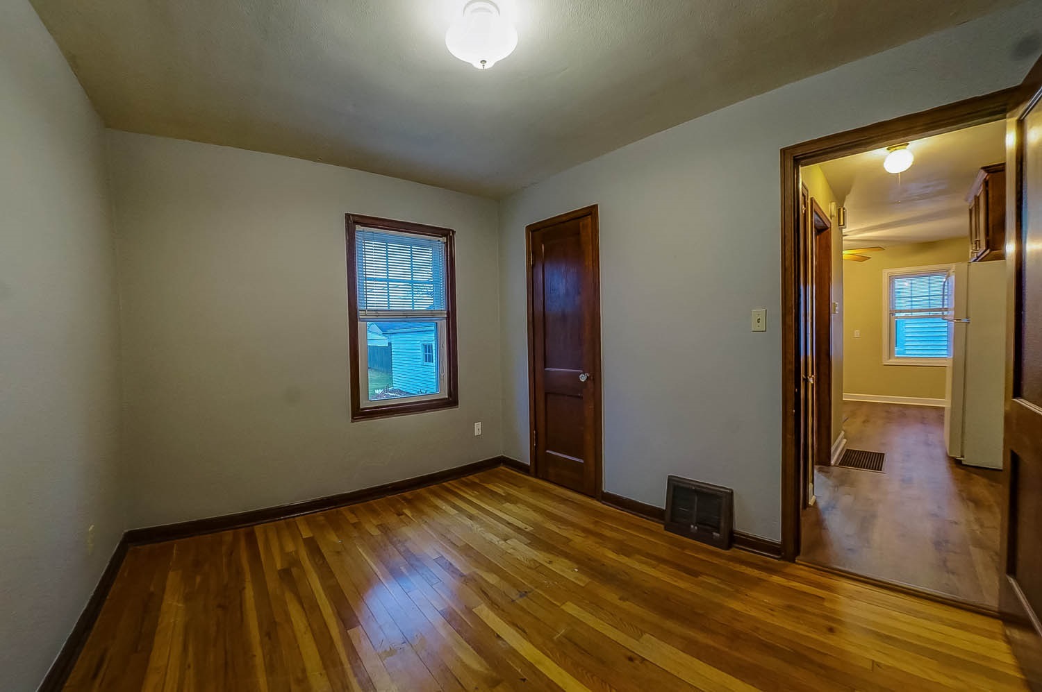 2036 North 20th Street Springfield, IL 62702 - Photo 13 of 37