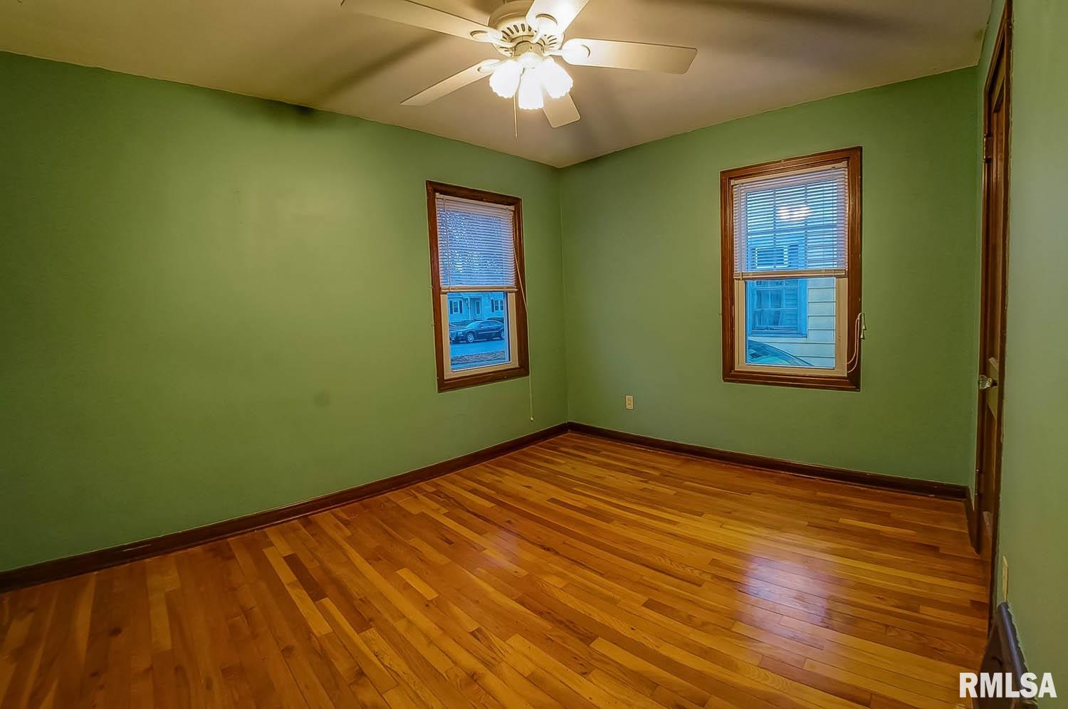 2036 North 20th Street Springfield, IL 62702 - Photo 18 of 37