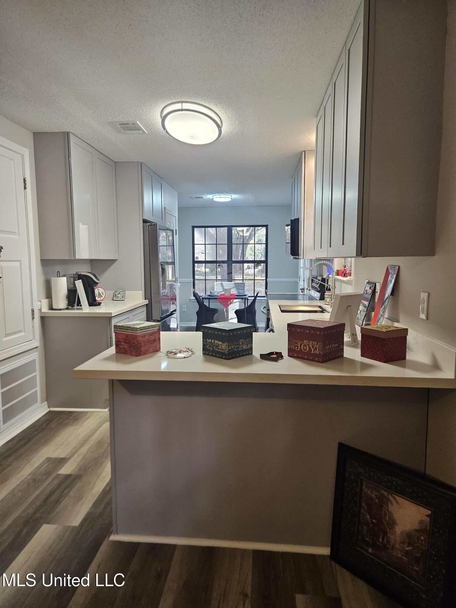 10373 Woolmarket Lake Road Biloxi, MS 39532 - Photo 10 of 32 Kitchen v4