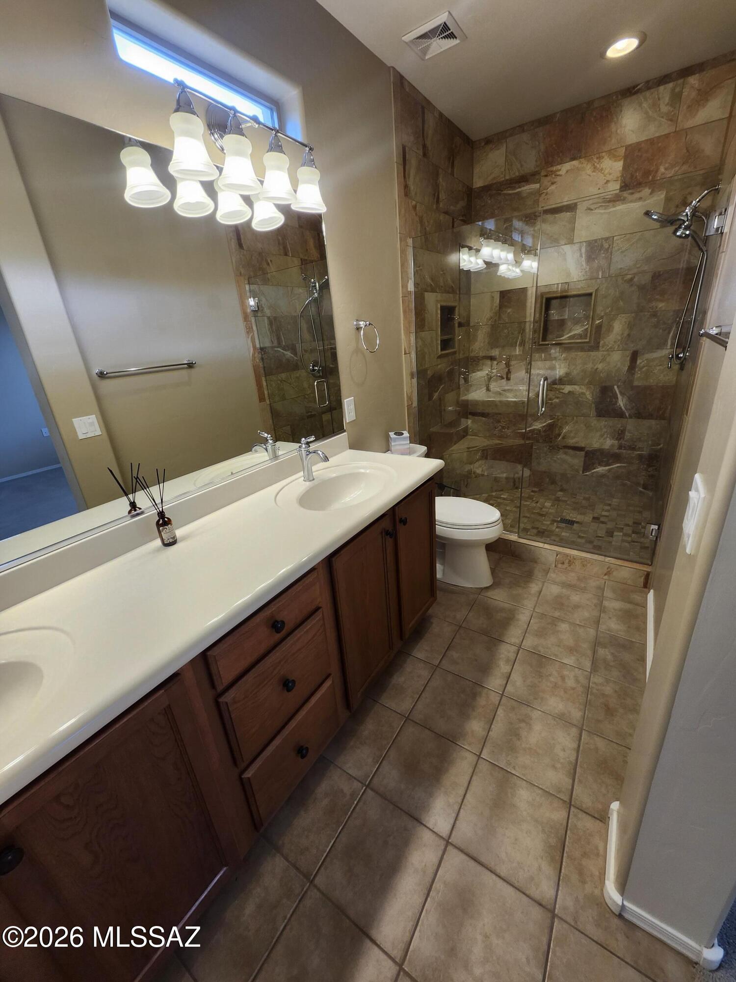 13979 East Cheavront Loop Vail, AZ 85641 - Photo 30 of 39 20260507_145751