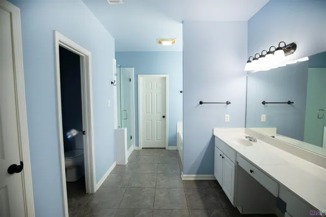 $330,000 | 36337 Crestway Avenue, Prairieville, LA 70769