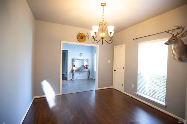 $330,000 | 36337 Crestway Avenue, Prairieville, LA 70769