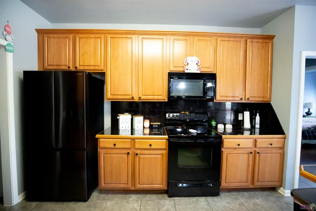 $330,000 | 36337 Crestway Avenue, Prairieville, LA 70769