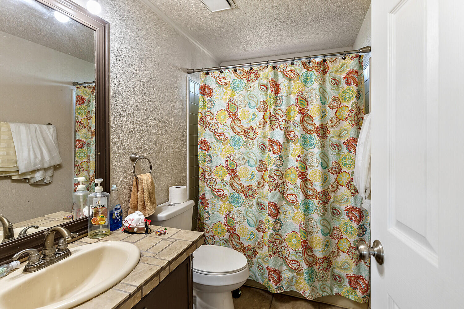 10710 Meadows Road White City, OR 97503 - Photo 20 of 46 a bathroom with a sink toilet and shower