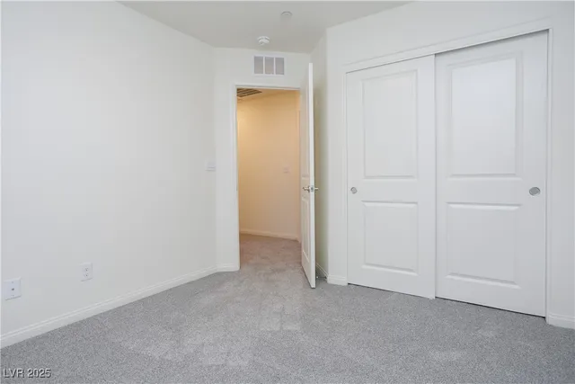 $2,200 | 437 Blue Lark Drive, Henderson, NV 89011