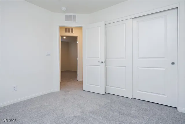 $2,200 | 437 Blue Lark Drive, Henderson, NV 89011