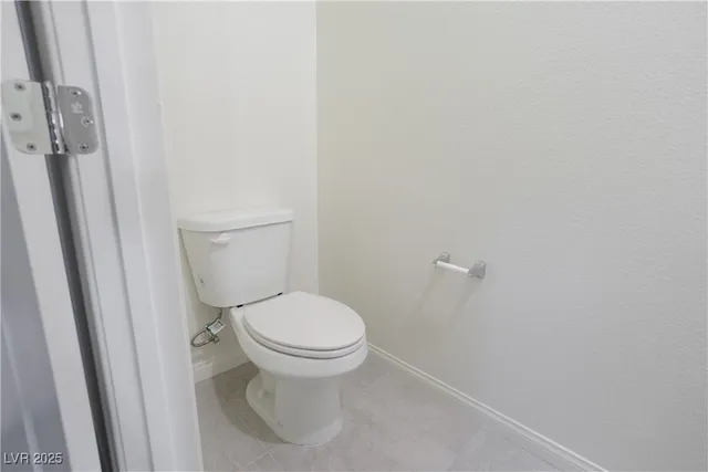 $2,200 | 437 Blue Lark Drive, Henderson, NV 89011