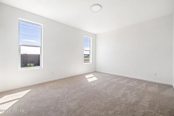 $369,900 | 1603 Diamond Avenue, Grandview, WA 98930