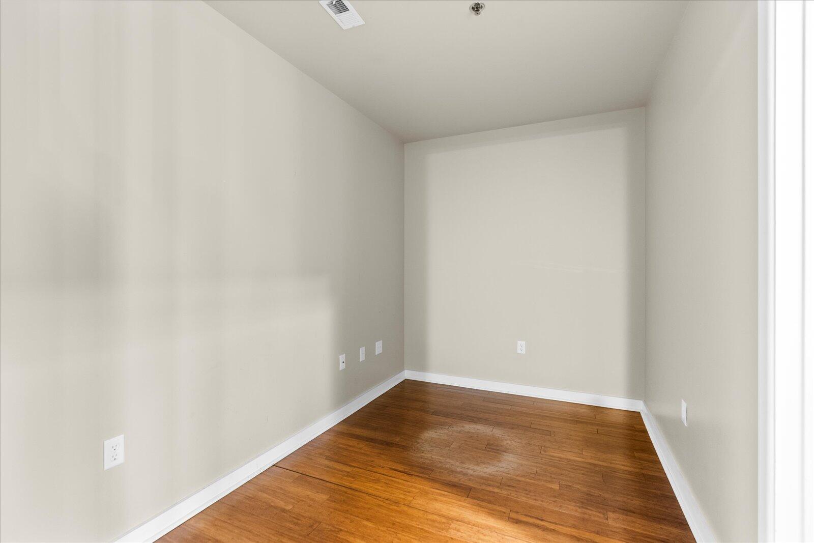 200 Manufacturers Road, Unit 506 Chattanooga, TN 37405 - Photo 25 of 55 Den/flex space