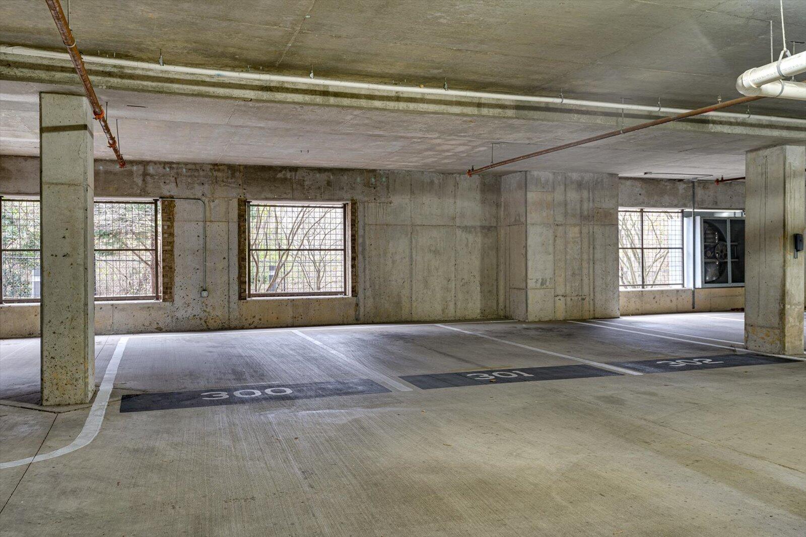 200 Manufacturers Road, Unit 506 Chattanooga, TN 37405 - Photo 40 of 55 2 side by side parking spaces