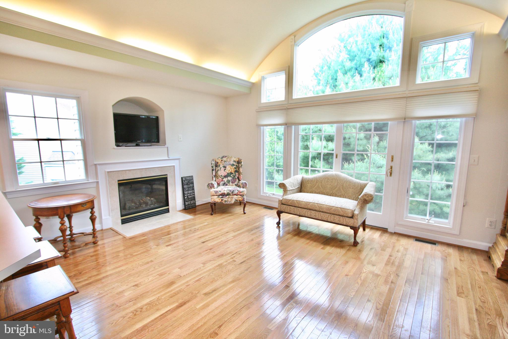 44 Barrington Road Bel Air, MD 21014 - Photo 17 of 42 Family Room off Kitchen w/ Gas Fireplace