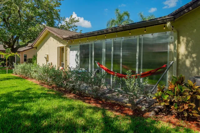 $389,000 | 115 Ramblewood Circle, Royal Palm Beach, FL 33411