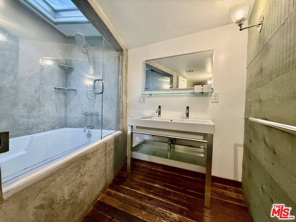 3419 Strongs Drive Marina del Rey, CA 90292 - Photo 20 of 26