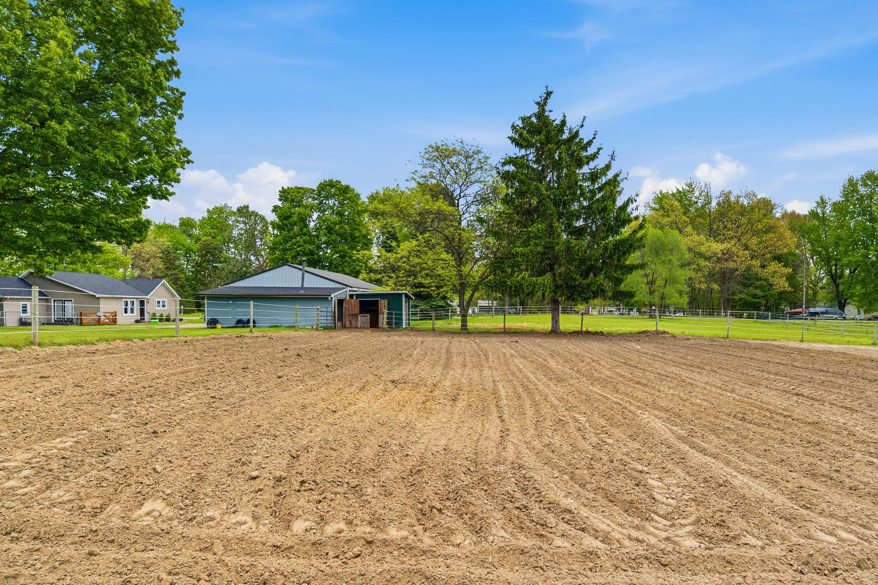2498 Hemlock Road Quincy, MI 49082 - Photo 27 of 33 Hemlock_47