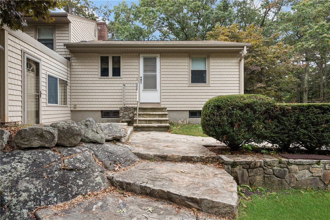 375 Angell Road Lincoln, RI 02865 - Photo 12 of 43 Rear Entrance