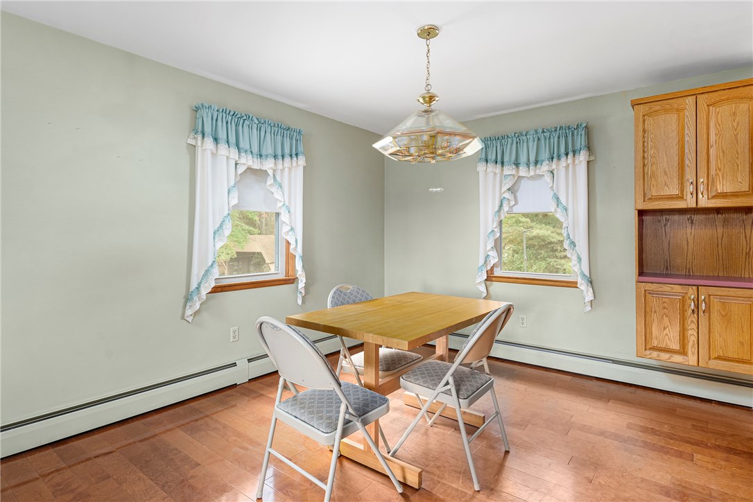 375 Angell Road Lincoln, RI 02865 - Photo 39 of 43 Dining Kitchen Area