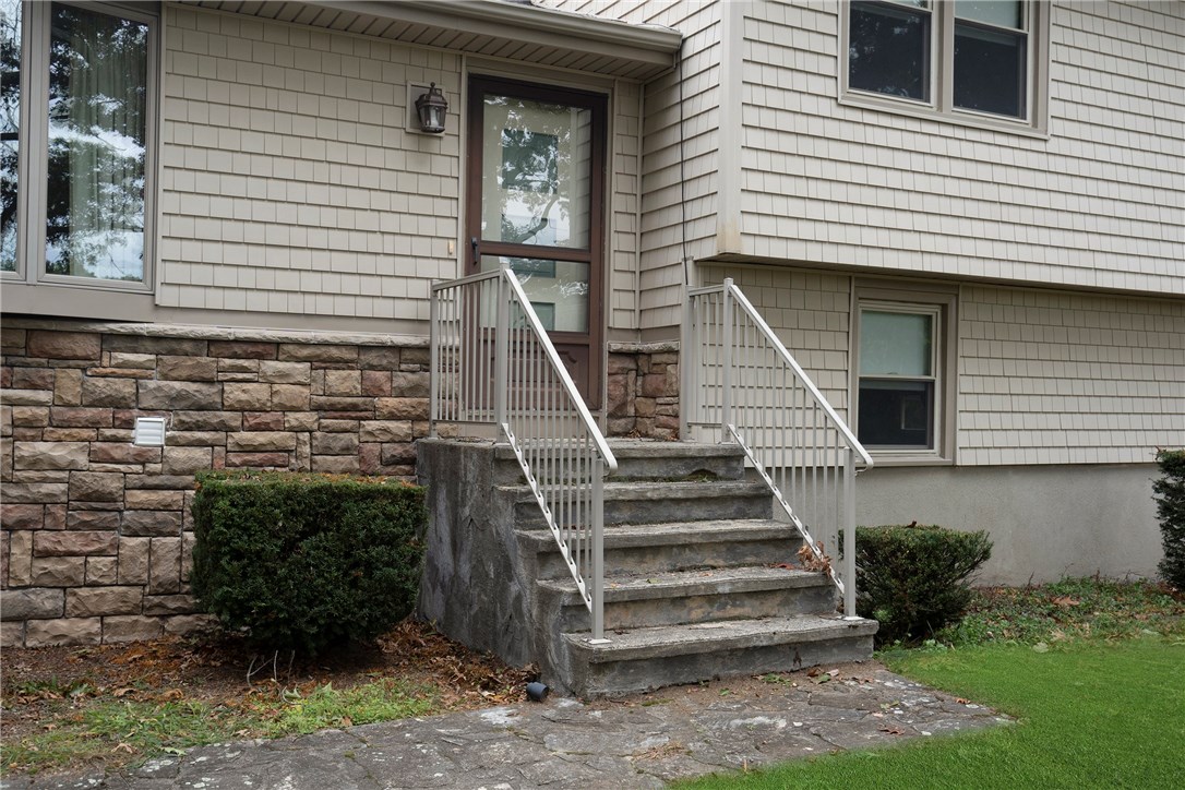 375 Angell Road Lincoln, RI 02865 - Photo 41 of 43 Front Steps