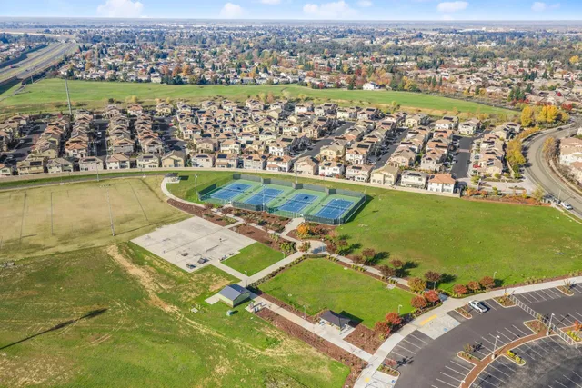 $715,000 | 1236 Hillwood Loop, Lincoln, CA 95648