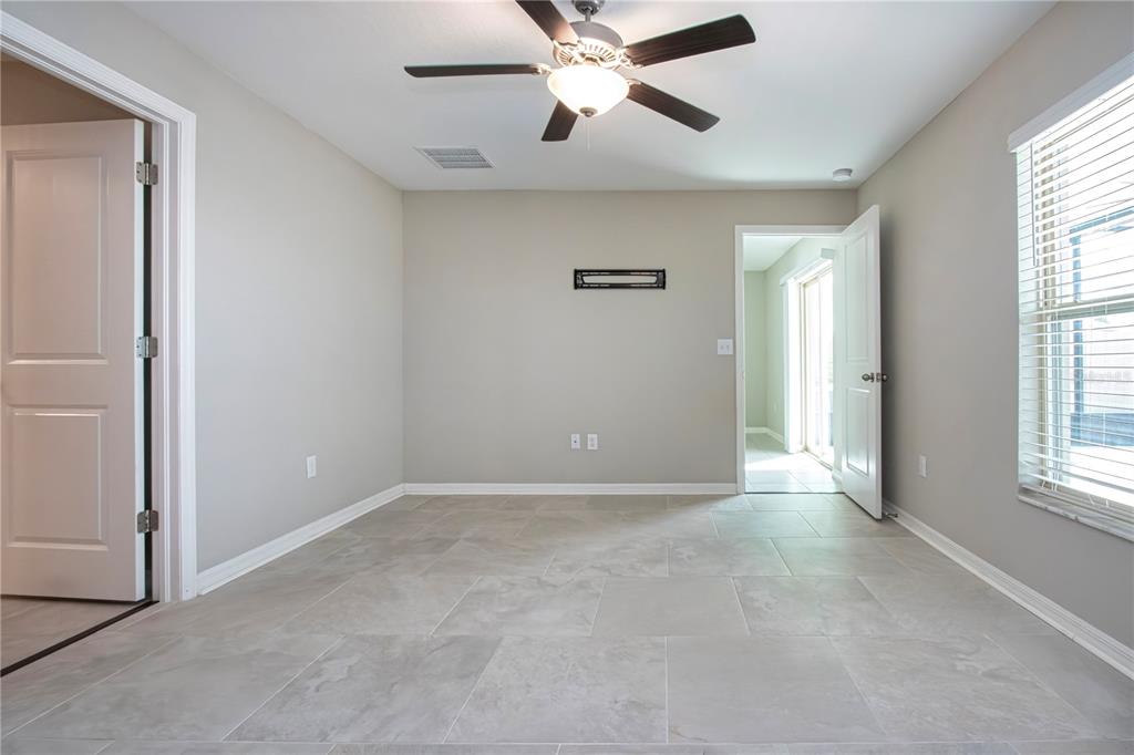 9437 Lemon Drop Loop Sun City Center, FL 33573 - Photo 41 of 86