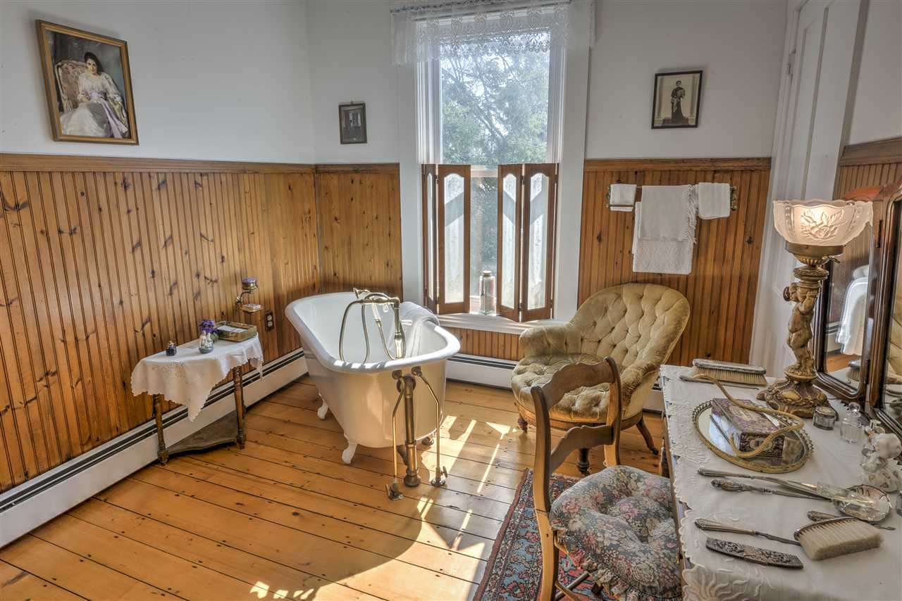 327 Court Street Keene, NH 03431 - Photo 31 of 40 Gallery Image 31