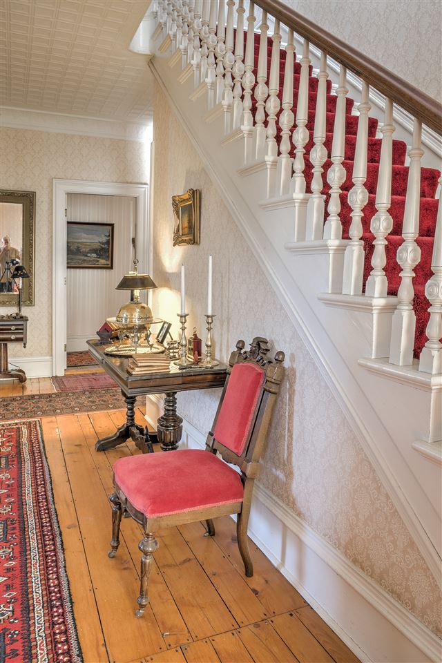 327 Court Street Keene, NH 03431 - Photo 5 of 40 Gallery Image 5