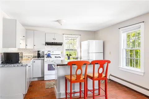 $2,295,000 | 557 Center Road, Block Island, RI 02807