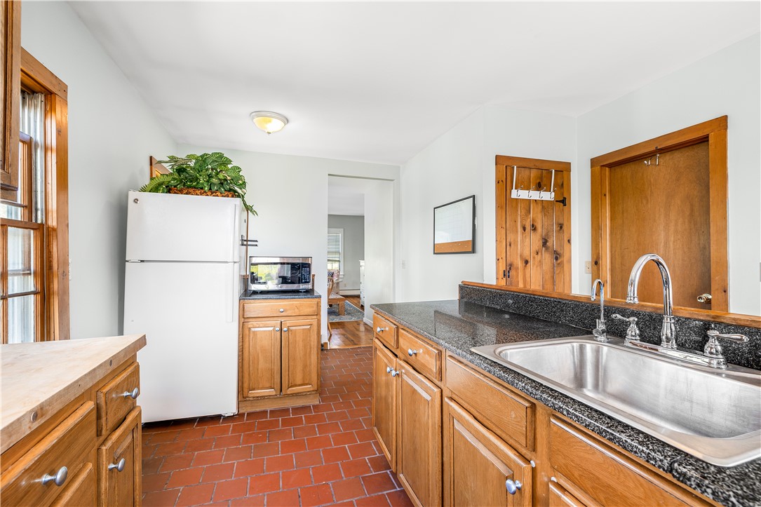 557 Center Road Block Island, RI 02807 - Photo 28 of 46