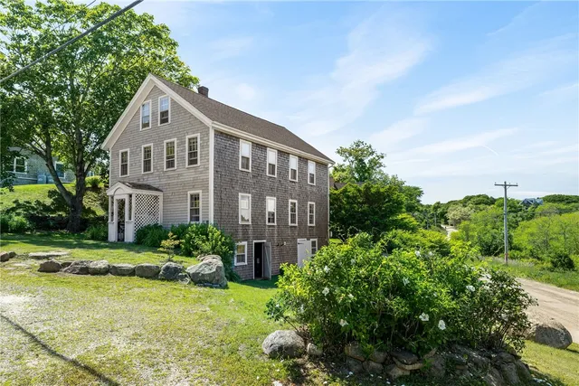 $2,295,000 | 557 Center Road, Block Island, RI 02807
