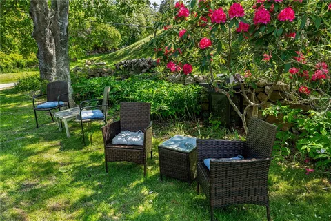 $2,295,000 | 557 Center Road, Block Island, RI 02807