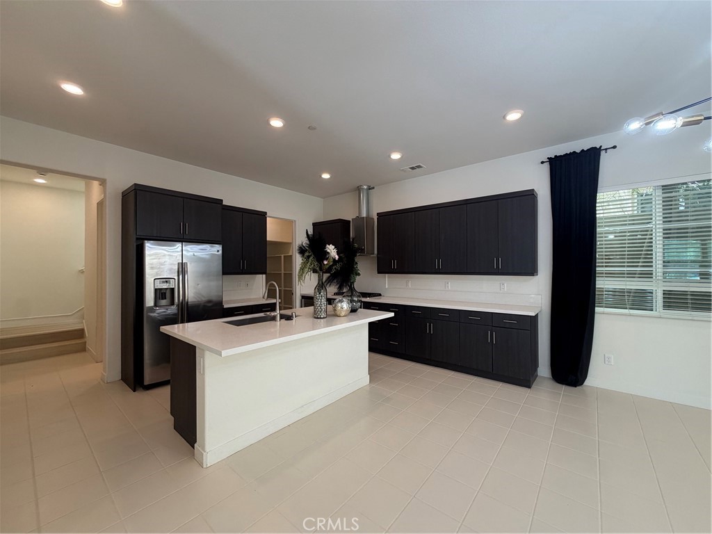 802 Beacon Irvine, CA 92618 - Photo 5 of 28