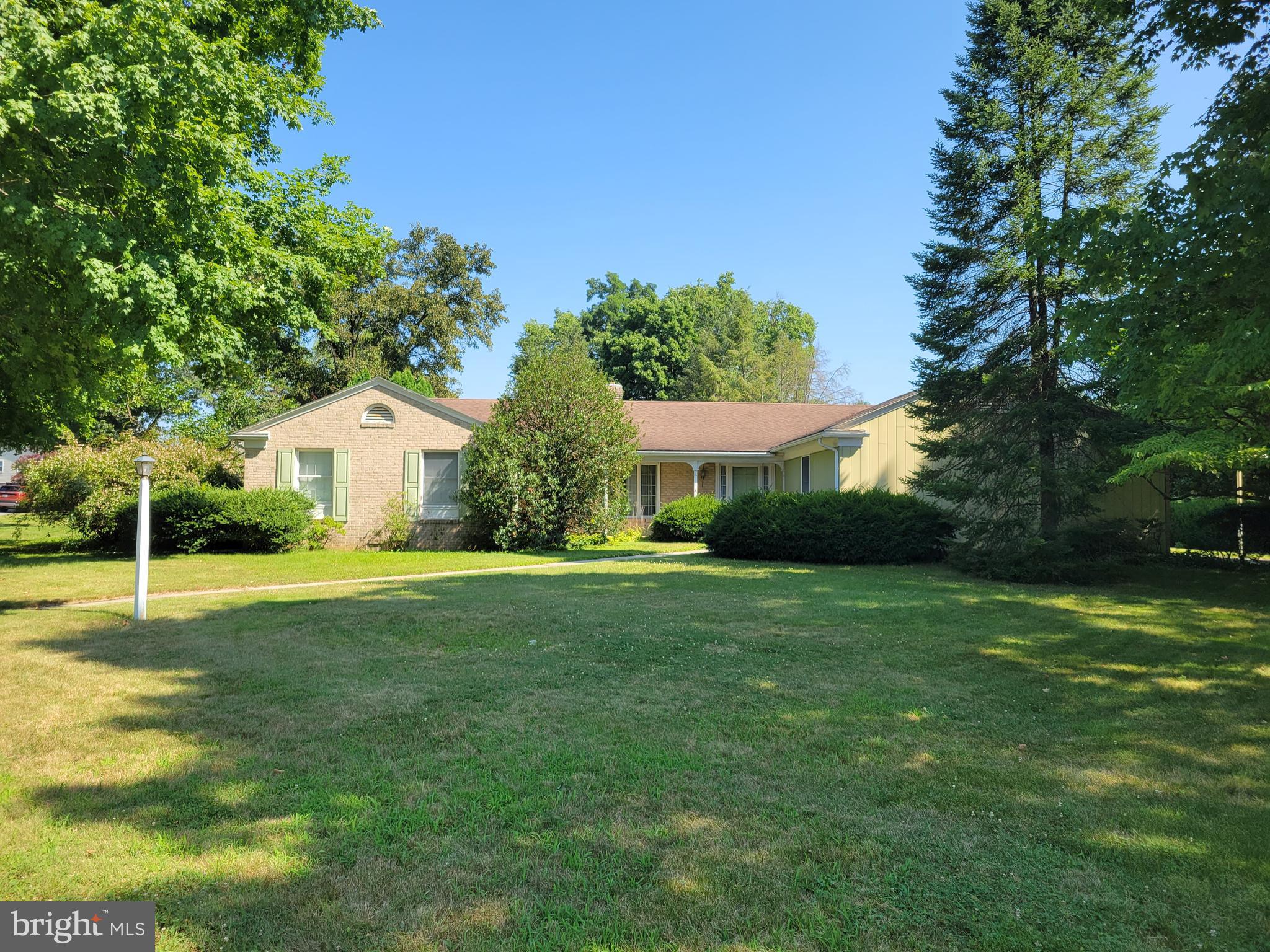 19735 Meadowbrook Road Hagerstown, MD 21742 - Photo 1 of 62 Welcome home!