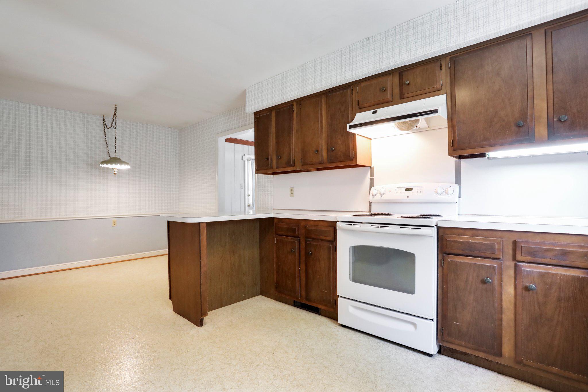 19735 Meadowbrook Road Hagerstown, MD 21742 - Photo 18 of 62 Kitchen