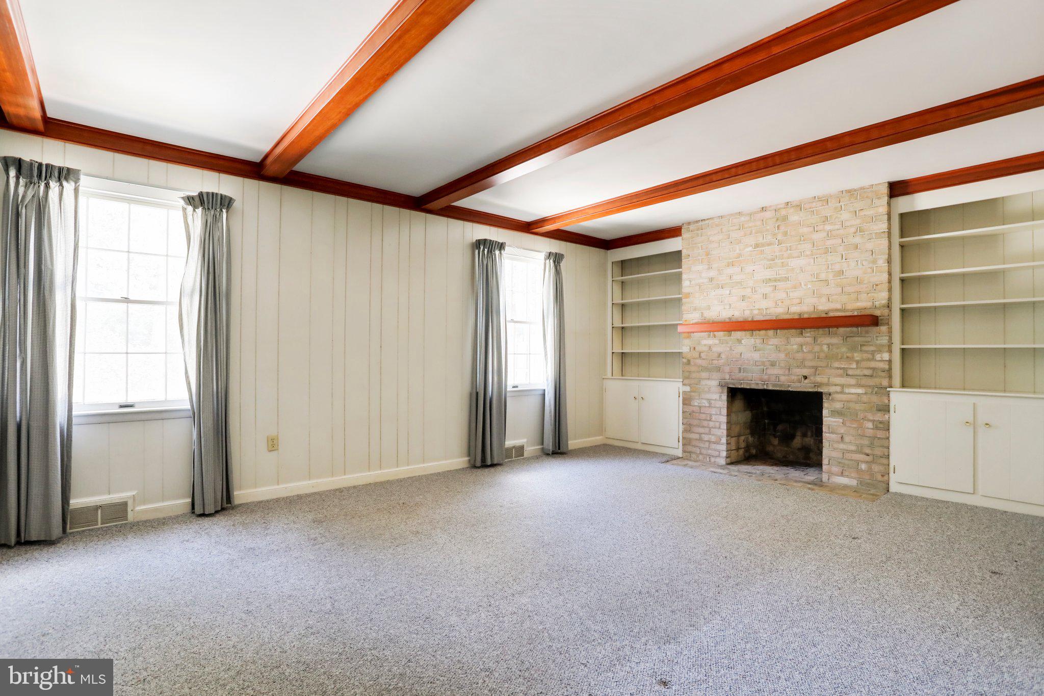 19735 Meadowbrook Road Hagerstown, MD 21742 - Photo 22 of 62 Family room
