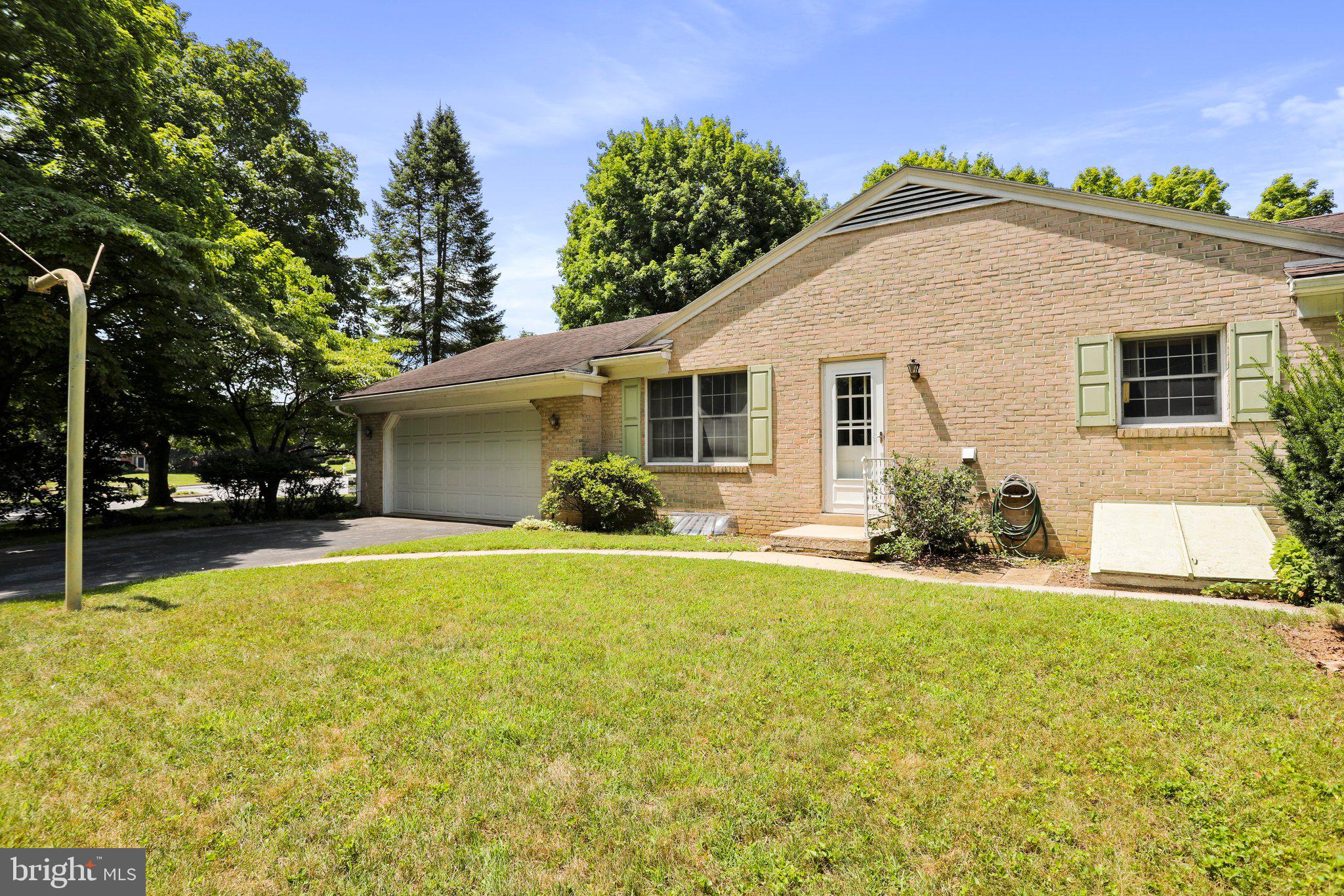 19735 Meadowbrook Road Hagerstown, MD 21742 - Photo 62 of 62 Front view