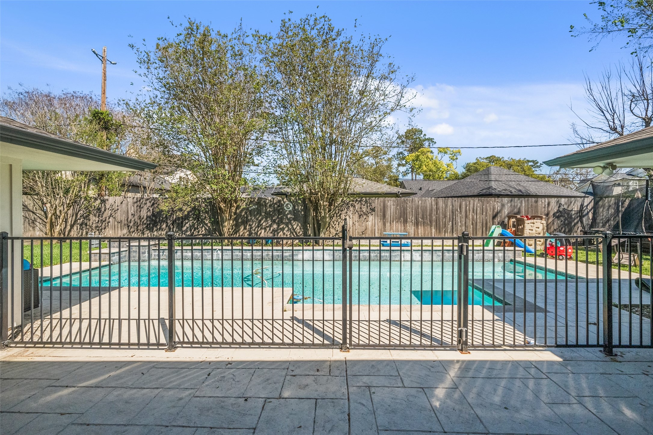 8710 Burkhart Road Houston, TX 77055 - Photo 25 of 47