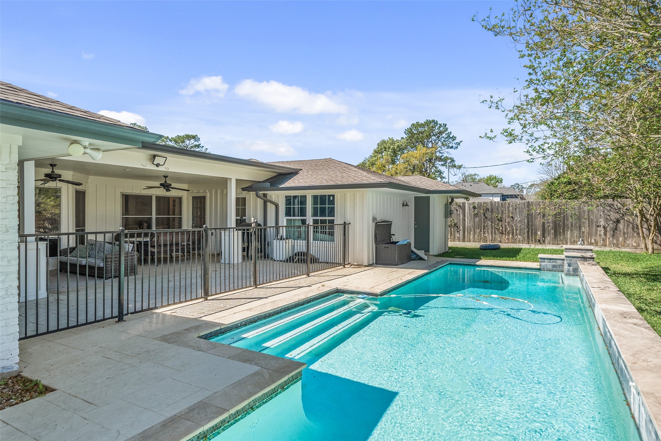 8710 Burkhart Road Houston, TX 77055 - Photo 27 of 47