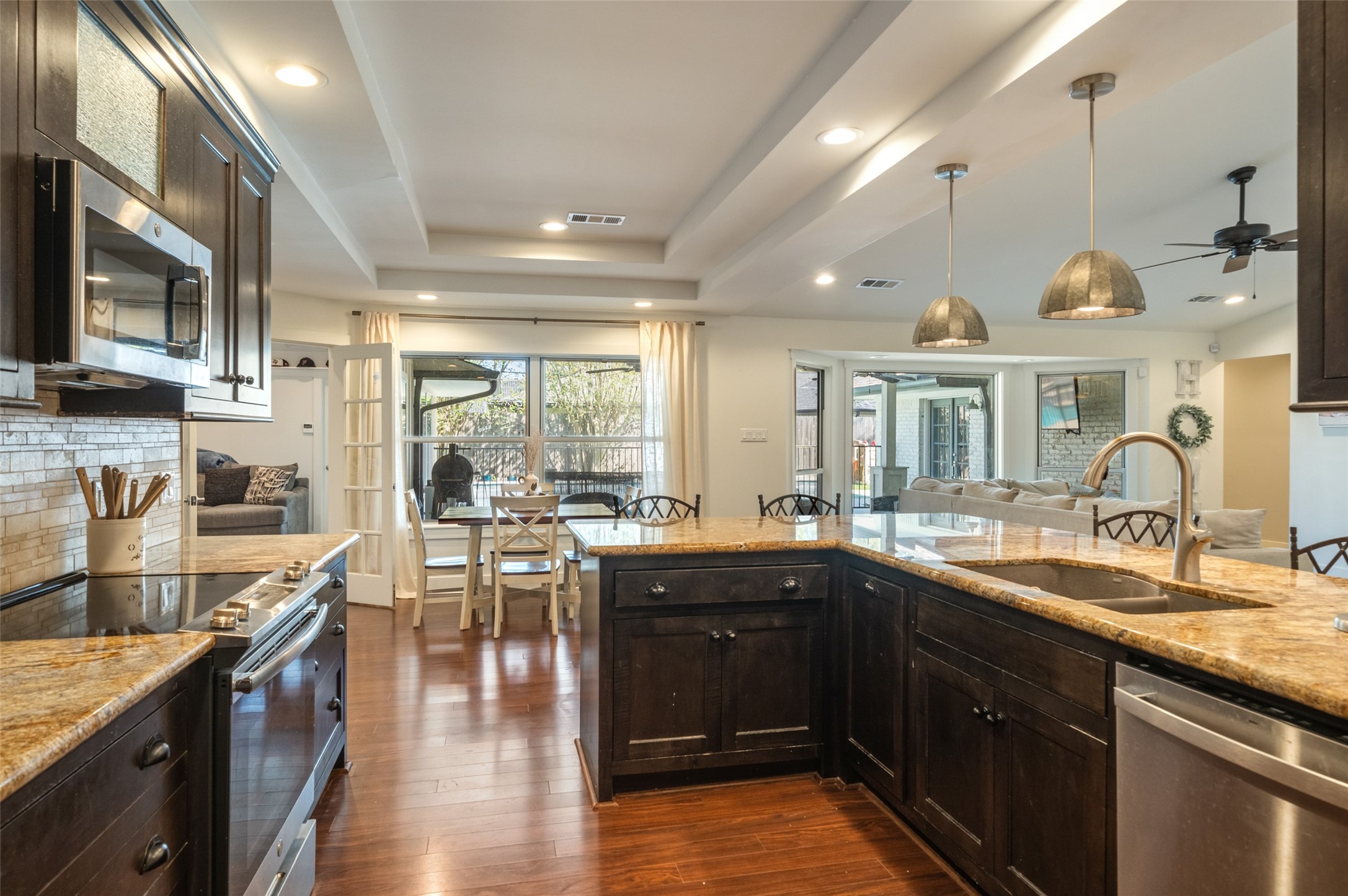 8710 Burkhart Road Houston, TX 77055 - Photo 35 of 47