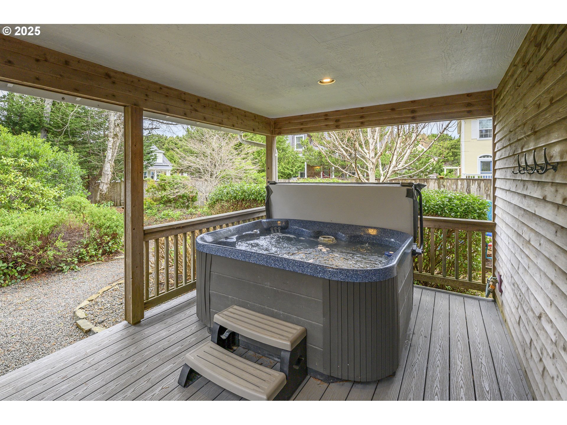 265 Bunchberry Way Depoe Bay, OR 97341 - Photo 32 of 34 Hot Tub