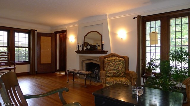 2012 Rossmoor Road Cleveland Heights, OH 44118 - Photo 2 of 25