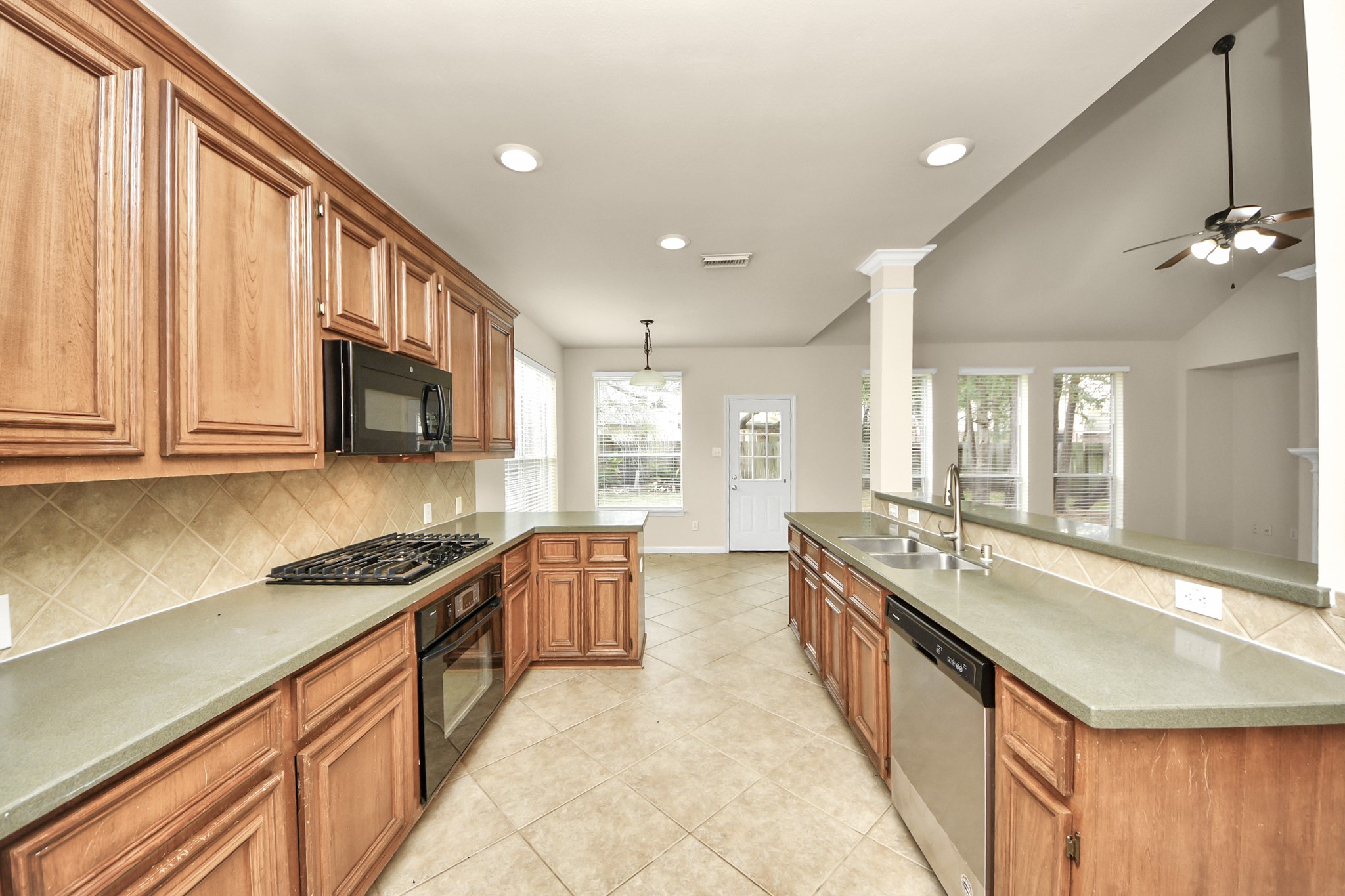 28306 Peper Hollow Lane Spring, TX 77386 - Photo 16 of 39