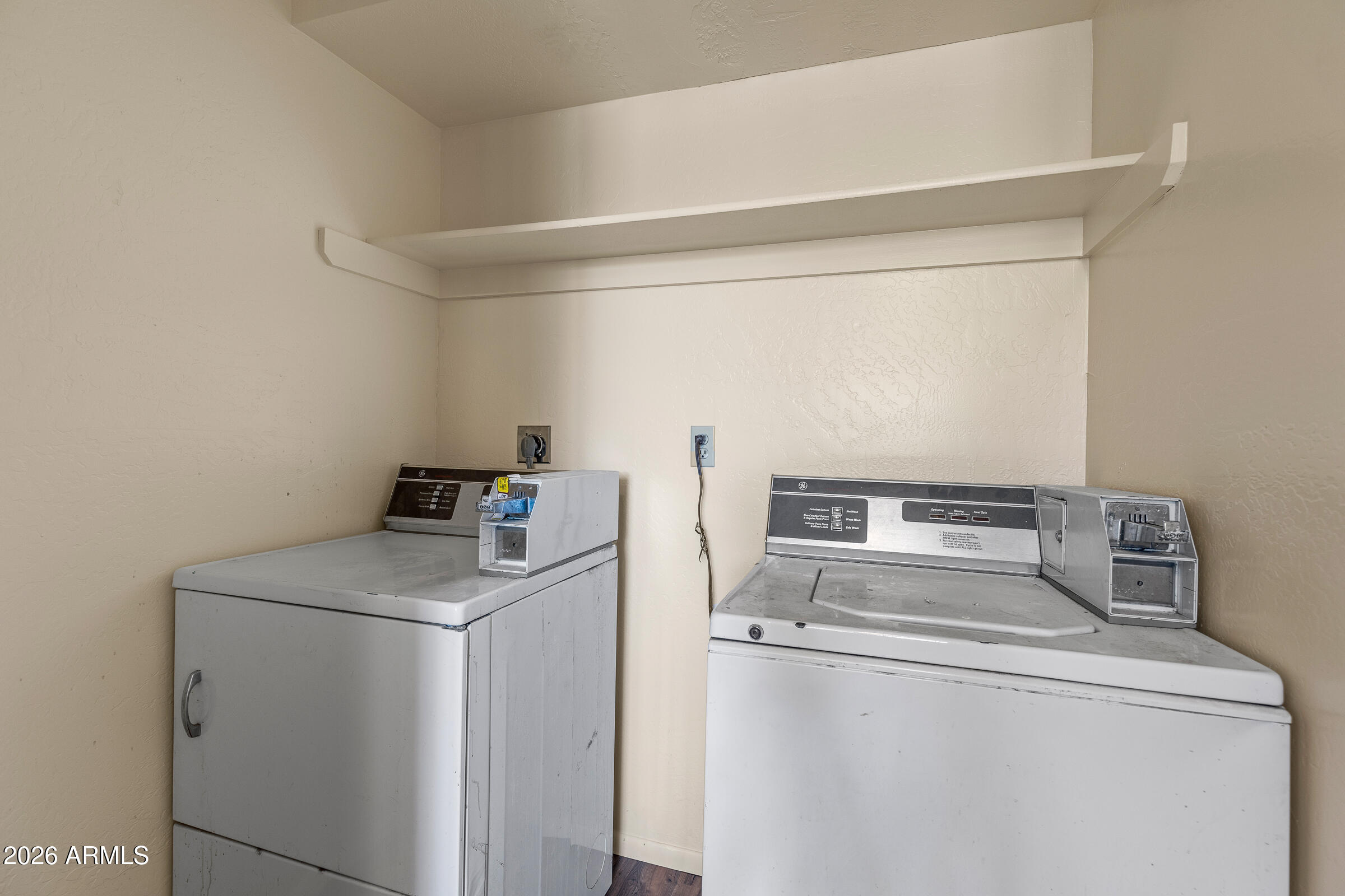 108 East Paseo Del Rio Flagstaff, AZ 86001 - Photo 25 of 25 a utility room with dryer and washer