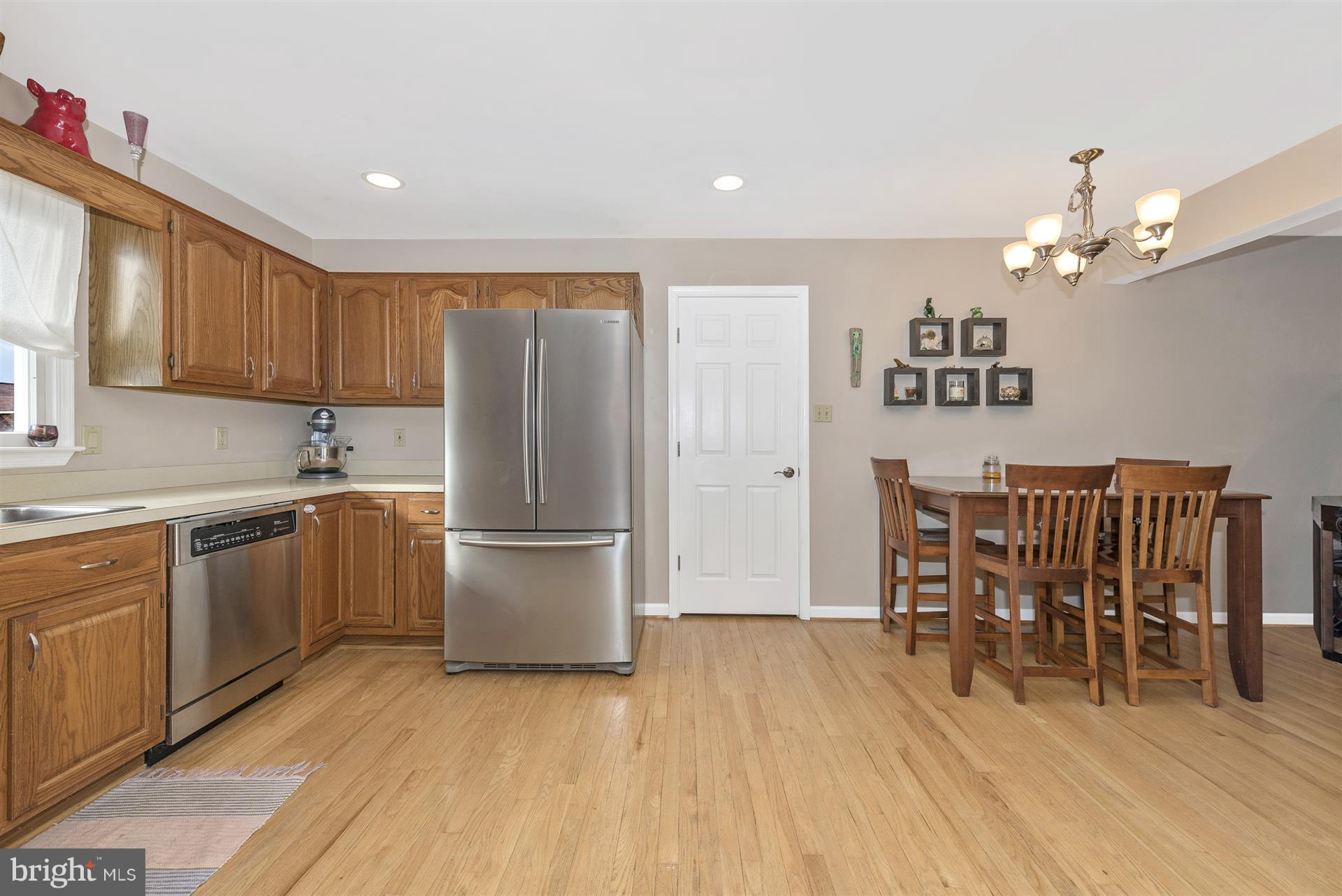 6589 Hemlock Point Road New Market, MD 21774 - Photo 8 of 30 Kitchen