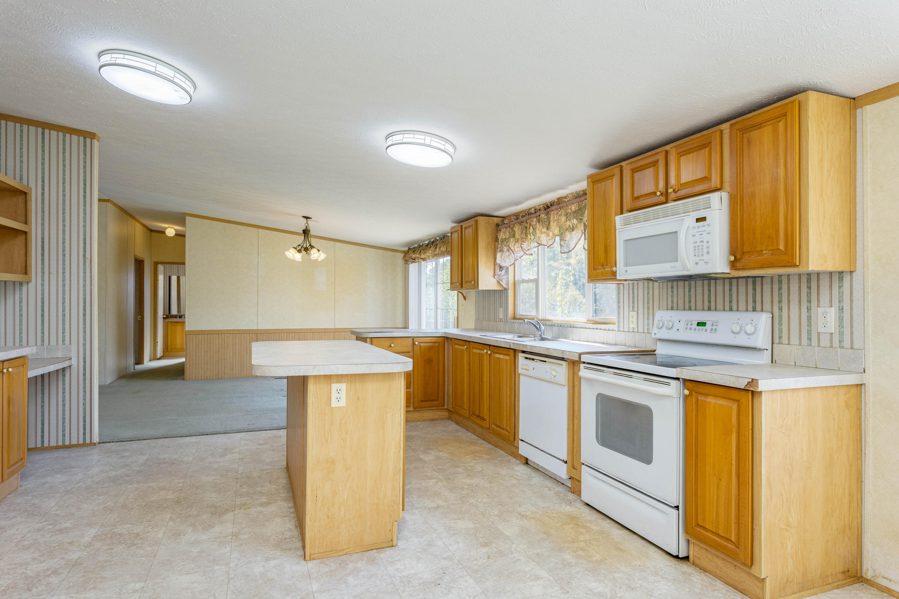 685 Rigsby Road Dayton, TN 37321 - Photo 6 of 53 Kitchen
