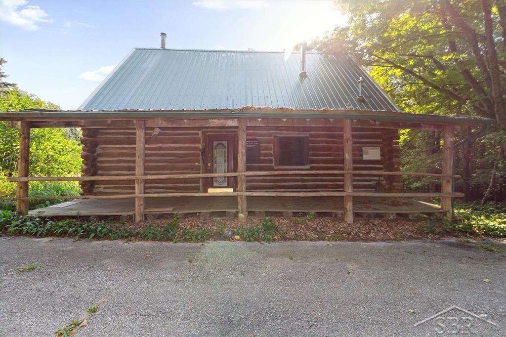 8221 East 8 Mile Road Luther, MI 49656 - Photo 1 of 37 50154298-ae506816-e771-454e-8ace-04983f0c454f.JPG