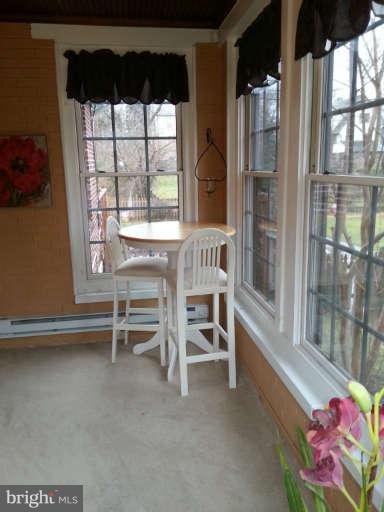 413 Westgate Road Baltimore, MD 21229 - Photo 12 of 30 Interior (General)