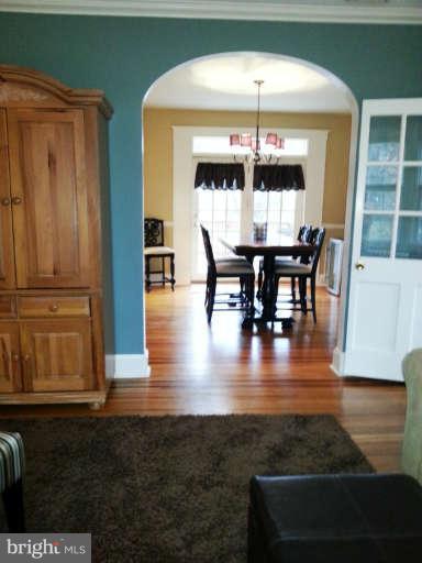 413 Westgate Road Baltimore, MD 21229 - Photo 9 of 30 Dining Room