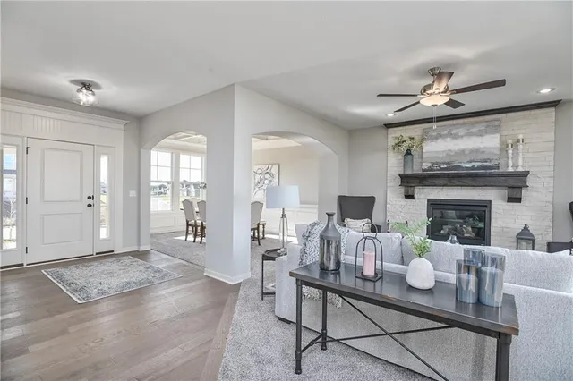 $634,950 | 2758 West Park Street, Olathe, KS 66061